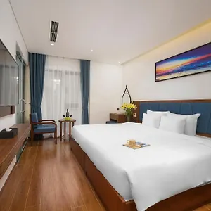Ruby Star **** Danang